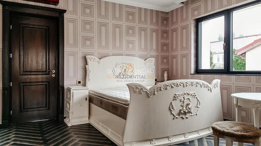 Apartament exclusivist tip duplex, 7 camere + curte, zona Parcul Carol - 11
