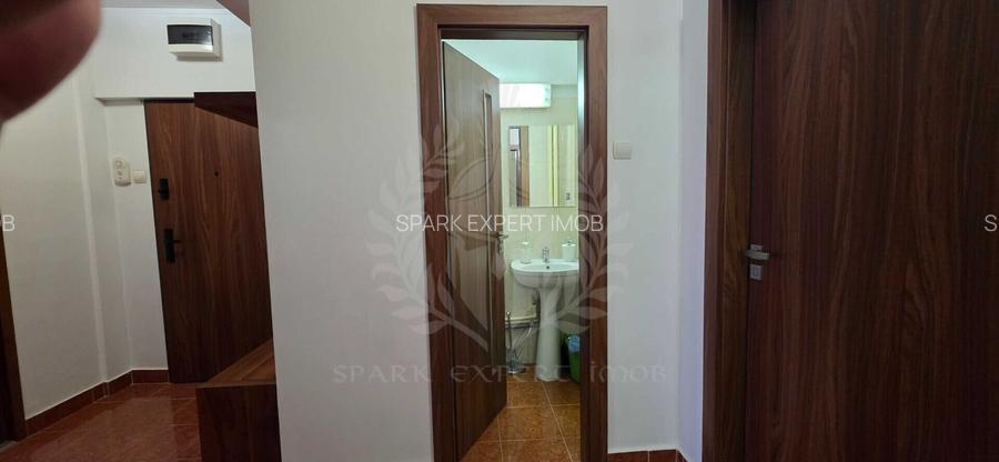 //3 CAMERE// ULTRACENTRAL// - 6