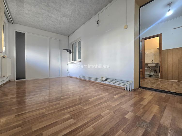 Ap. 2 cam cf I dec, zona Calarasi 4 parter - 7