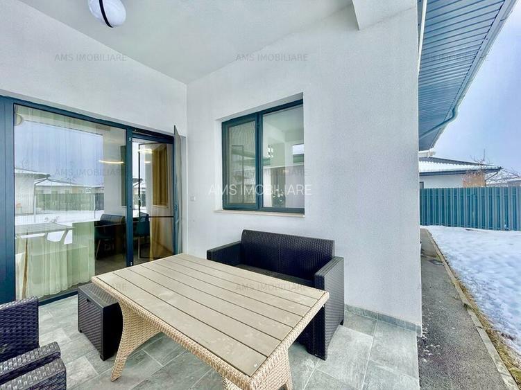 SUPERB / GRADINA GENEROASA / LOC PARCARE - 27