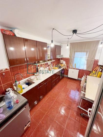 P4467 Apartament cu 3 camere DECOMANDAT, zona Mircea cel Batran - 5