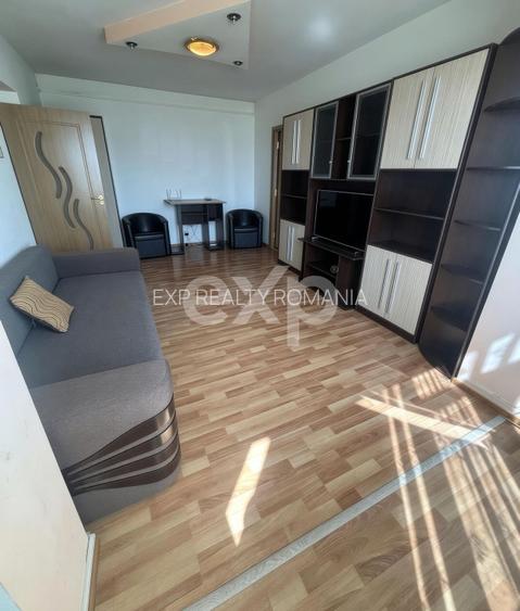 Apartament 2 camere de vânzare – Zona Craiovei, Strada Tineretului - 3