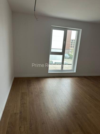 Vanzare 3 Camere Bloc Nou Pipera OMV - 2