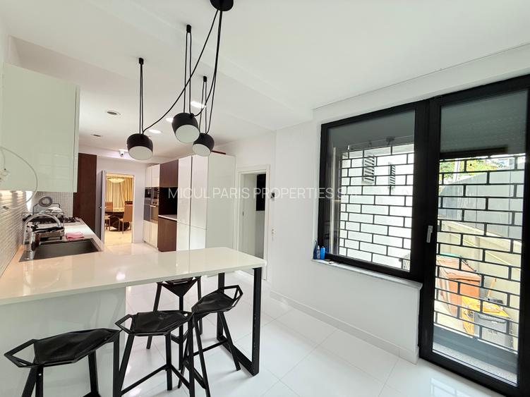 Vila spatioasa -12 camere- mobilata premium - zona Herastrau - 11