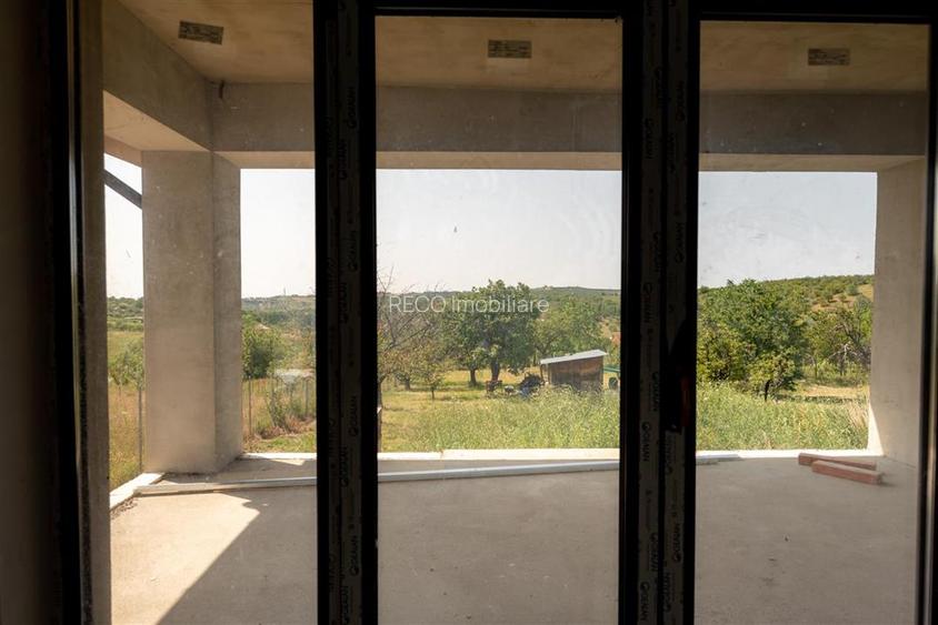 Casa cu living+3 camere cu panorama si teren mare pe Sofiei - 7