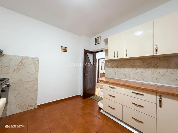 Casa 4 camere | BALOTESTI | zona liniștită | 100m pana la lac - 13