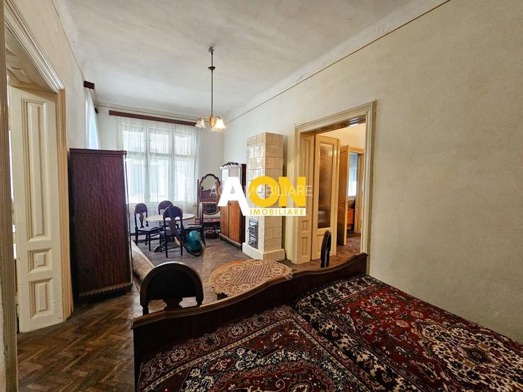 Casa 5 camere, 2 bai, 490 mp teren, Centru, pretabila pentru birouri - 14