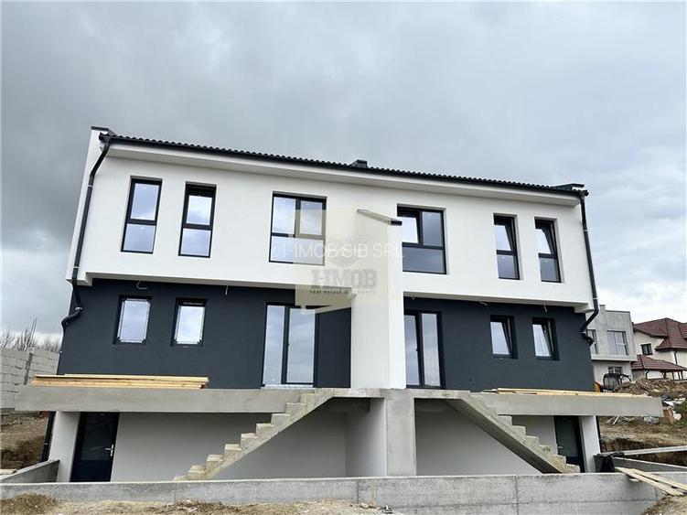 Casa cu 4 camere 2 bai si 300 mp teren in zona Calea Cisnadiei - 8