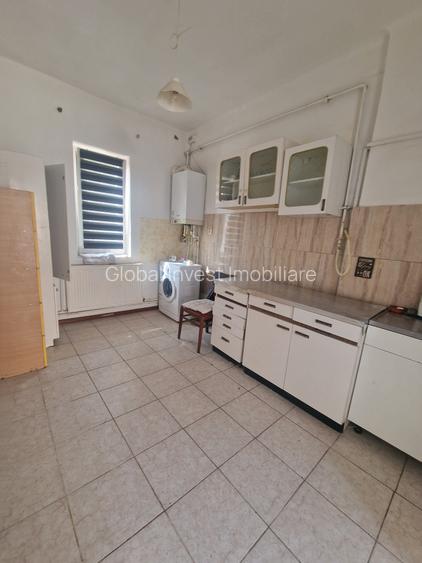 Trocadero - Casa 6 camere constructie caramida, deschidere la doua strazi - 10