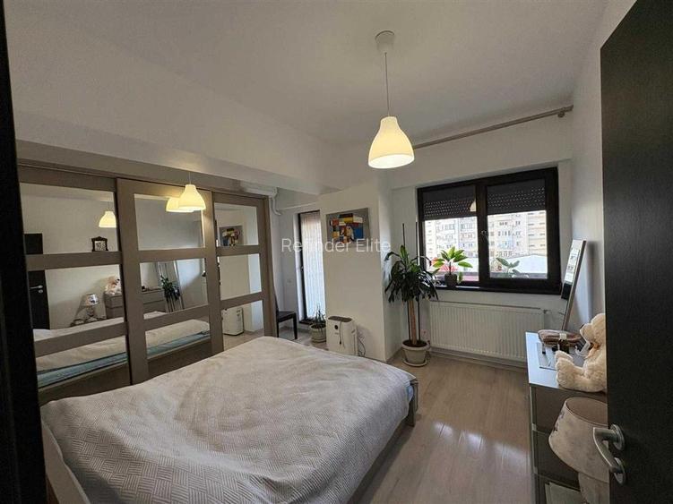 Apartament 3 camere 2016 | mobilat | centrala proprie | loc parcare subteran | P - 3