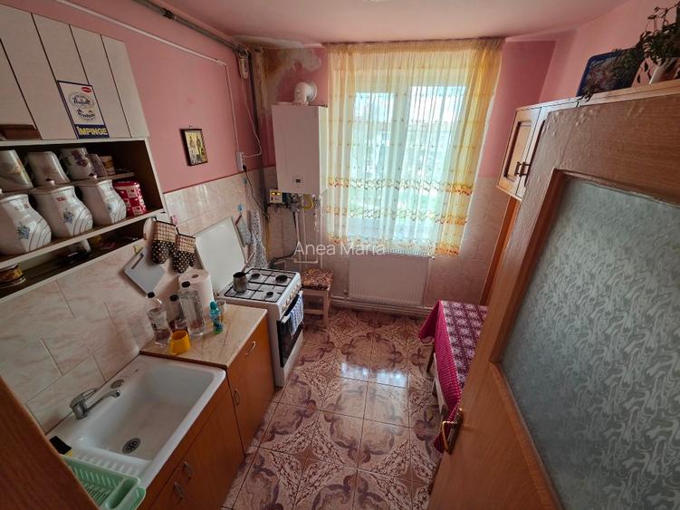 Apartament 3 camere, 64 mp, centrală proprie, balcon închis – Năvodari, str. Tin - 4