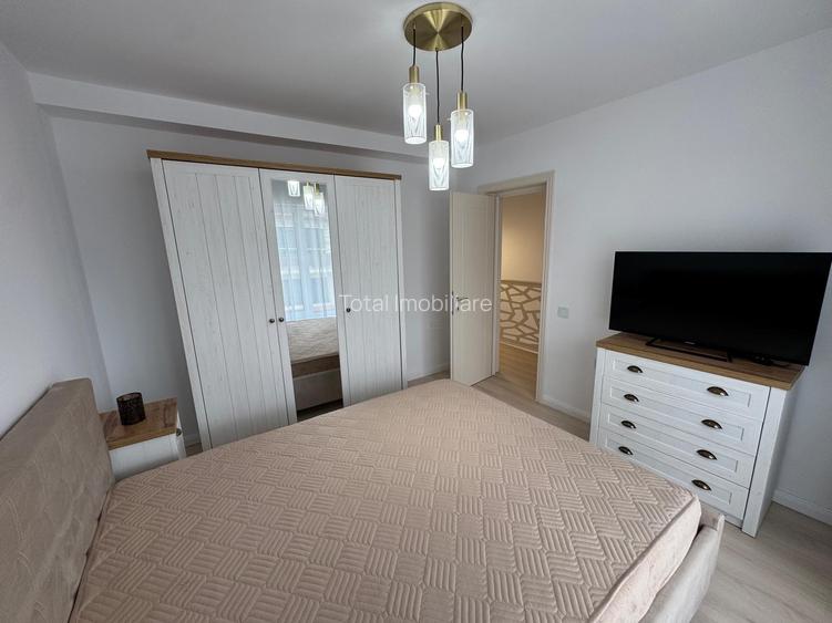 CASA DUPLEX MOBILATA SI UTILATA ZONA CENTRALA STR. PALTINIS NR 52 - 19