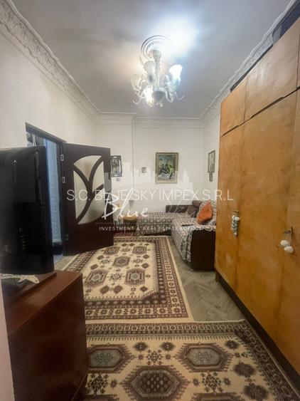 Casa interbelica - 5 camere, central, aproape de  Liceul Pedagogic si Tomis Mall - 2