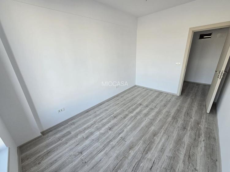 Suprafata generoasa. Aproape de Profi. Etaj intermediar. 2 Locuri de Parcare. - 12