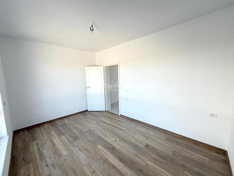 Comision 0! 3 camere.  Etaj 1. Asfalt. - 4