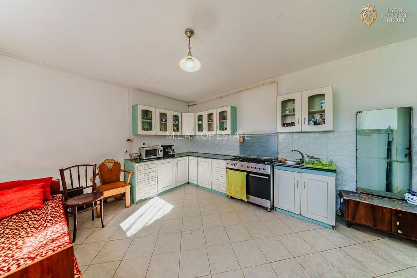 Casă cu 3 camere de vânzare in Vladimirescu - 5