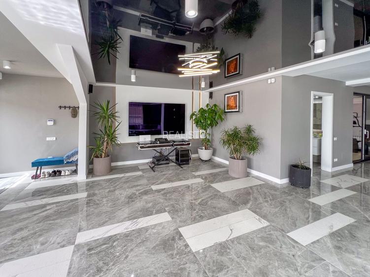 Ready to move  |  Vila premium cu piscina și jacuzzi încălzite - 18