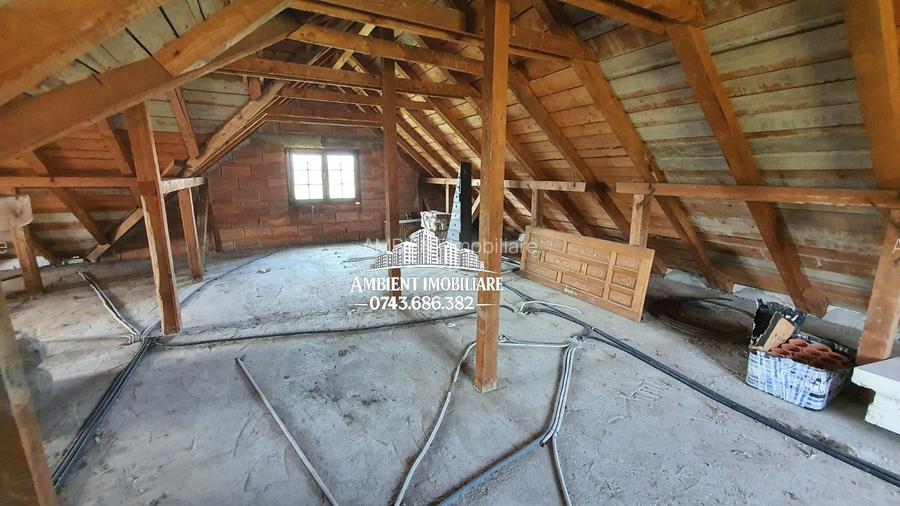 CASĂ individuală P+M cu teren 4.400 mp, zona CĂNȚĂLĂREȘTI; - 10