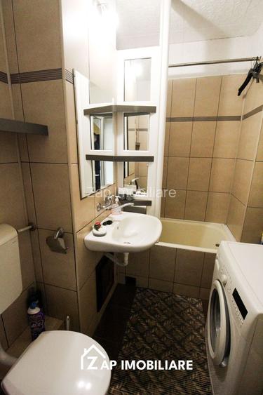 Unirii | zona Palas | etaj 2 | pivnita | confor 1 | Apt. 2 camere - 14