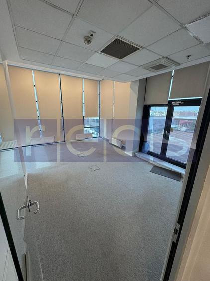 SPAȚIU BIROURI DE ÎNCHIRIAT IN ZONA PREMIUM + PARCARE + ROOFTOP - 9