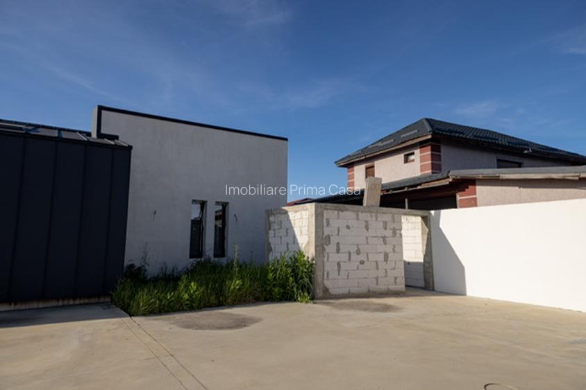 MOCIRA casa pe 1 nivel semifinisata 130mp utili cu teren 5.5ari! - 5