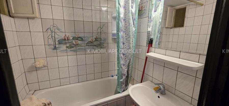 Central str. Doamnei apartament 3 cmaere de inchiriat - 29