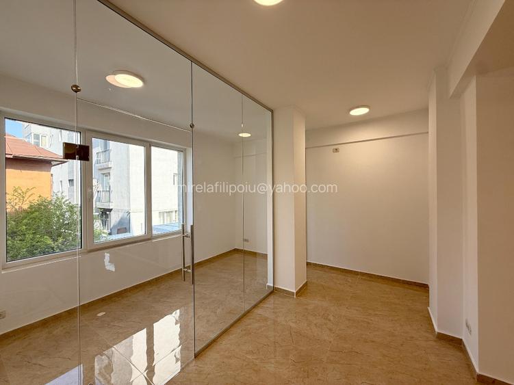 Apartament 4 camere - Bloc Neoclasic cu design tematic CHATEAU BLANC, comision 0 - 4