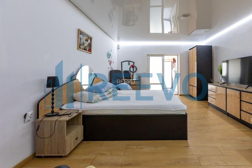 Clădire și teren de investiție, central Roman - 23