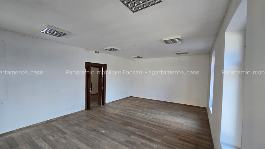 Cladire speciala de VANZARE  sau de INCHIRIAT  ultracentral Focsani - 43