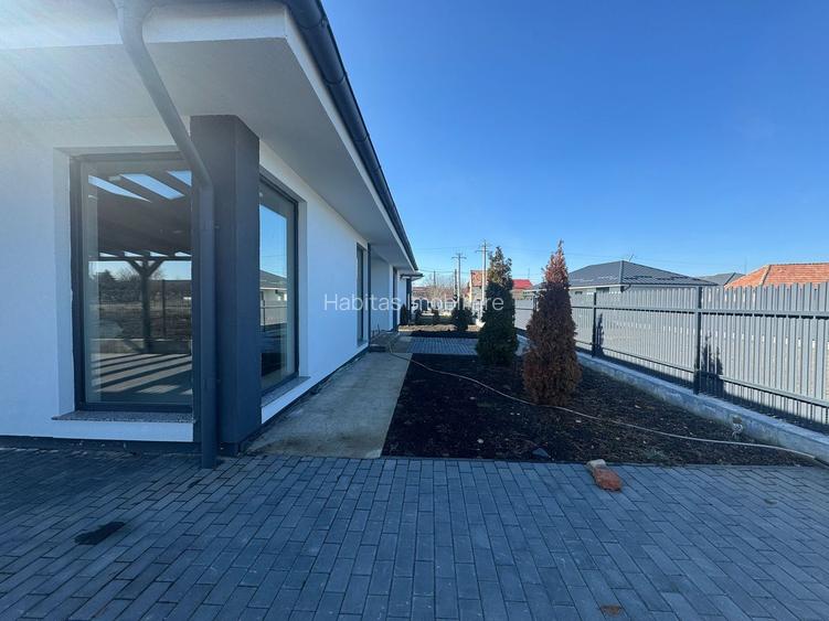 Casa individuală cu CF-semifinisata 120 mp utili, teren 805 mp, Tureni - 13