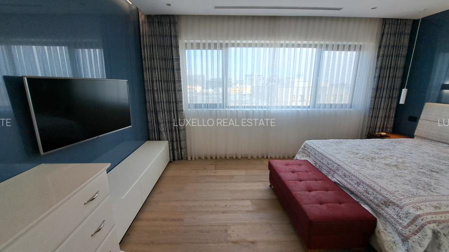 APARTAMENT 4 CAMERE CU SCARA INTERIOARA TIP LOFT -ULTRA LUX - 48
