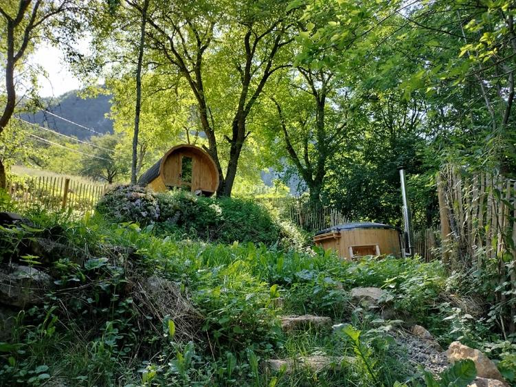 Casă de vacanță deosebită cu ciubăr si saună - Sub Piatra - 2