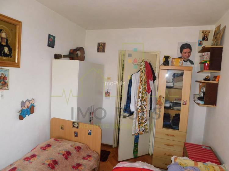 4 camere. Cetatii. Acoperis. - 8