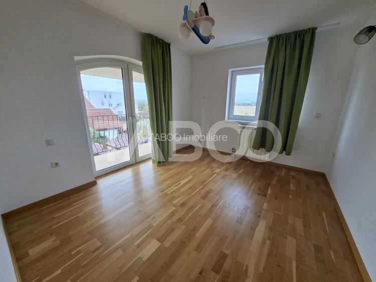 Casa individuala de inchiriat garaj pivnita curte generoasa Strand II - 6