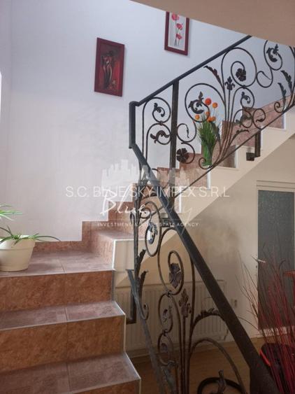 Refugiul perfect la malul marii-Vila camere 8 camere si foisor , Eforie Sud - 4