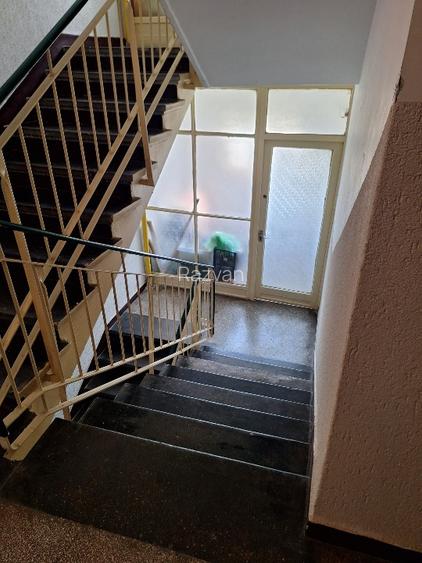 Vânzare apartament 2 camere - 3