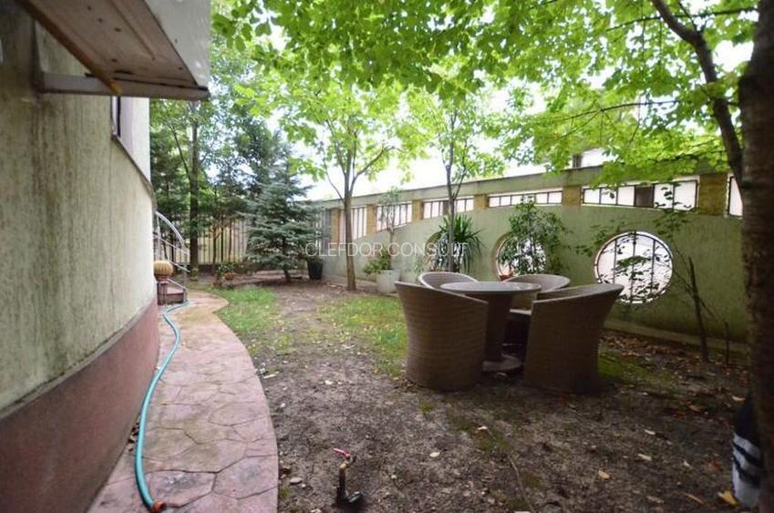 Vila de lux in Complex Residential aproape de British School - 8