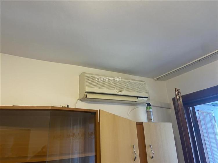 Apartament 2 camere, cartier Sud , et 3 4 , decomandat , centrala termica propri - 2