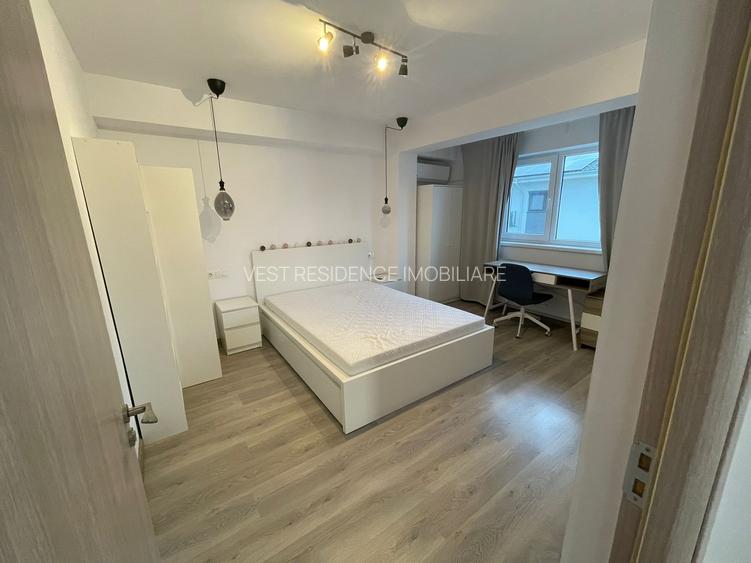 Duplex 4 camere de inchiriat, Str. Parfumului - 3