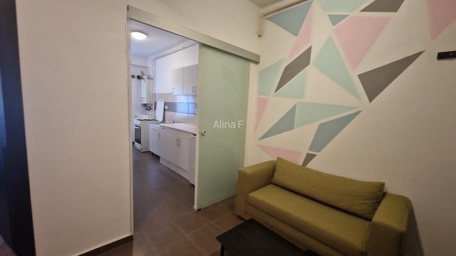 Studio spatios, 38 mp, et 1, mutare imediata - 4