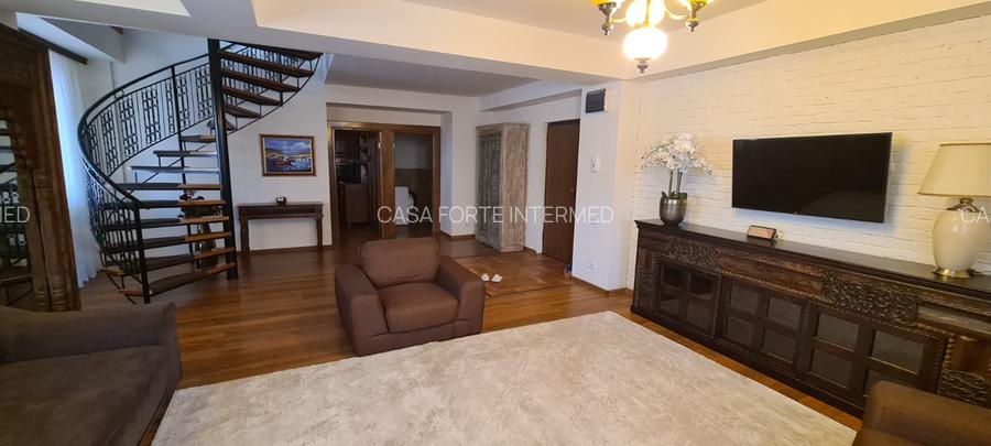 Duplex de lux în centrul stațiunii Mamaia – Eleganță la malul mării  270000 € - 4