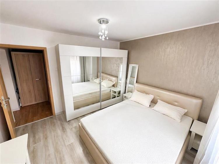 Decomandat, mobilat si utilat la etaj 3 aproape de Complex - 3