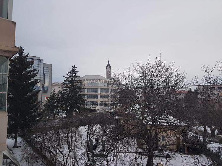 Apartament doua camere, etaj 3, mobilat si utilat, CT, langa biserica Precista - 17