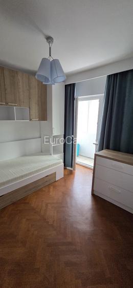 3 camere, Central, stradal - 8