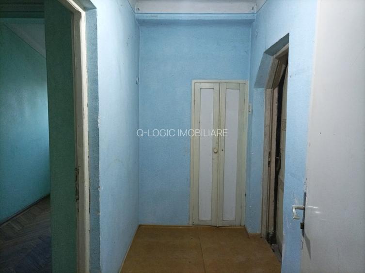 Apartament 3 camere liber la vanzare zona Central - 14