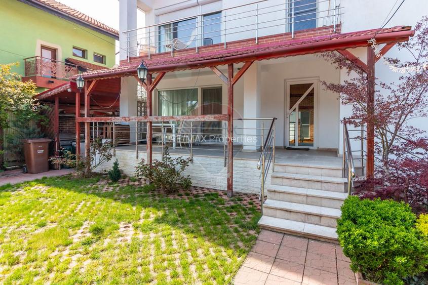 Casă / Vilă + cladire birouri de vanzare in Aviatiei, venit pasiv - 45