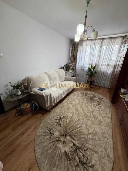 2 Camere de vanzare | Crangasi | An 1981 | Etaj 5/8 | Metrou - 2