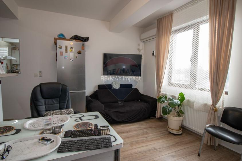 Apartament 2 camere de vanzare Et 1  Prelungirea Ghencea str Alunului - 3