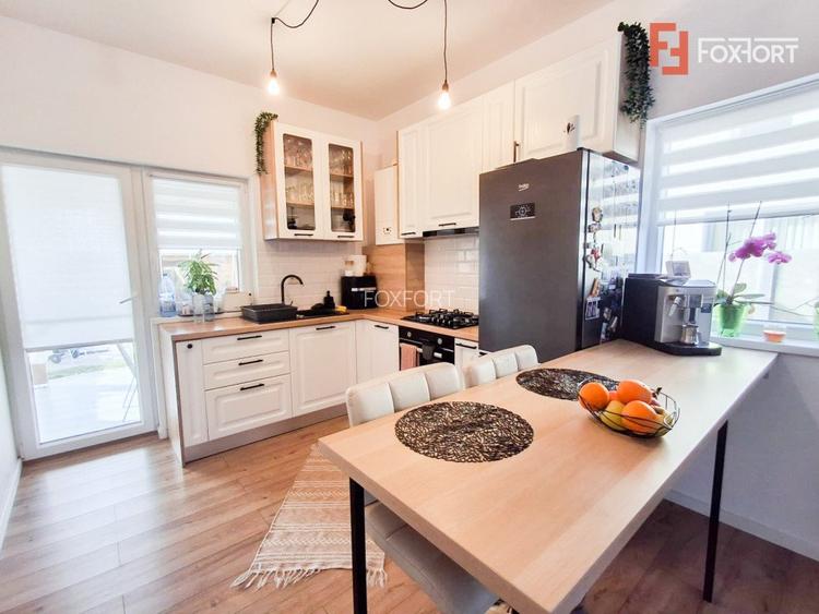 Casa tip duplex cu 3 camere de vanzare in Bucovat - 4