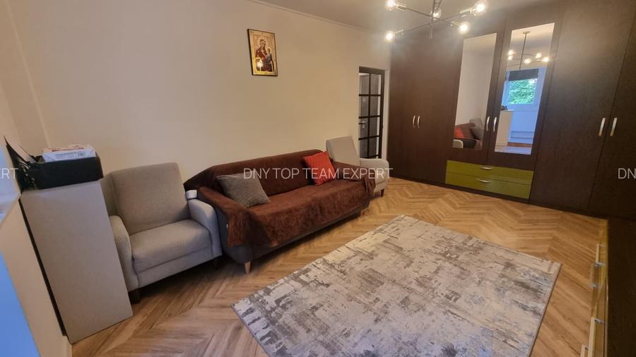 Apartament 4 camere, centrală proprie, parcare, 5 min metrou Apărătorii Patriei - 27